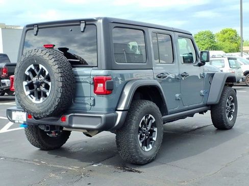 Used 2025 Jeep Wrangler Unlimited Rubicon 4xe AWD/4WD image 26