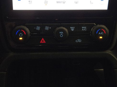 Certified 2024 Ford Ranger Raptor AWD/4WD image 19
