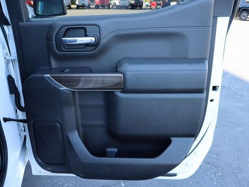 Used 2019 Chevrolet Silverado 1500 RST image 27