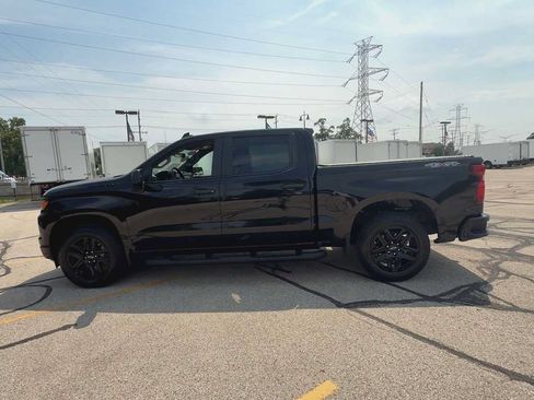 Certified 2024 Chevrolet Silverado 1500 Custom w/ Turbomax Blackout Package AWD/4WD image 5
