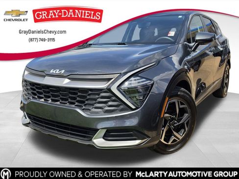 Used 2024 Kia Sportage LX FWD image 1