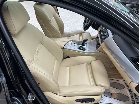 Used 2014 BMW 550i Sedan image 45