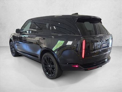 Used 2024 Land Rover Range Rover Long Wheelbase Autobiography AWD/4WD image 7