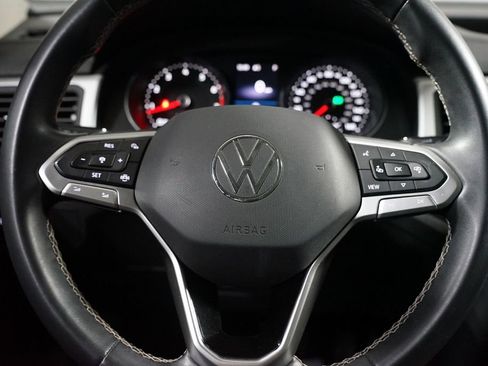 Used 2021 Volkswagen Atlas SE w/ Panoramic Sunroof Package image 12