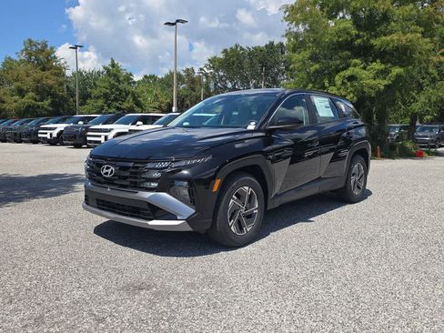 New 2026 Hyundai Tucson Blue SE FWD image 2