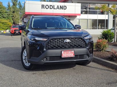 Used 2025 Toyota Corolla Cross LE w/ Moonroof Package