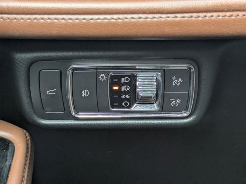 Used 2022 Lincoln Aviator Reserve w/ Equipment Group 201A image 24