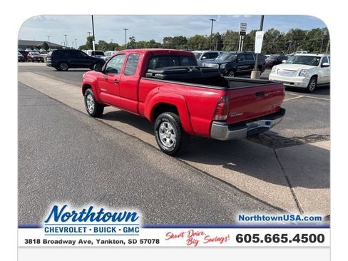 Used 2005 Toyota Tacoma PreRunner image 7