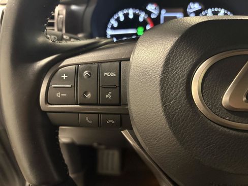 Used 2023 Lexus GX 460 w/ Black Line Special Edition AWD/4WD image 13