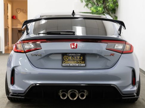 Used 2025 Honda Civic Type R image 4
