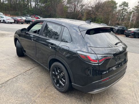 Certified 2024 Honda HR-V Sport image 6