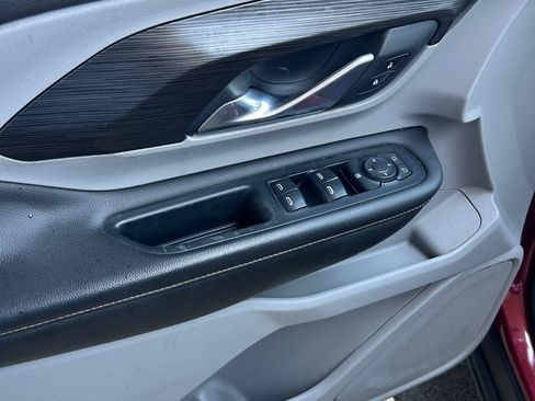 Used 2019 GMC Terrain SLT FWD image 5
