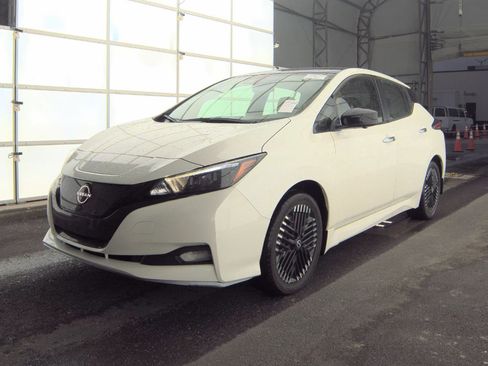 Used 2023 Nissan Leaf SV Plus FWD image 1