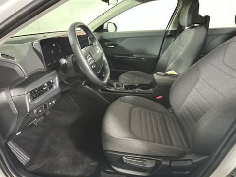 Used 2025 Kia K4 EX FWD image 10