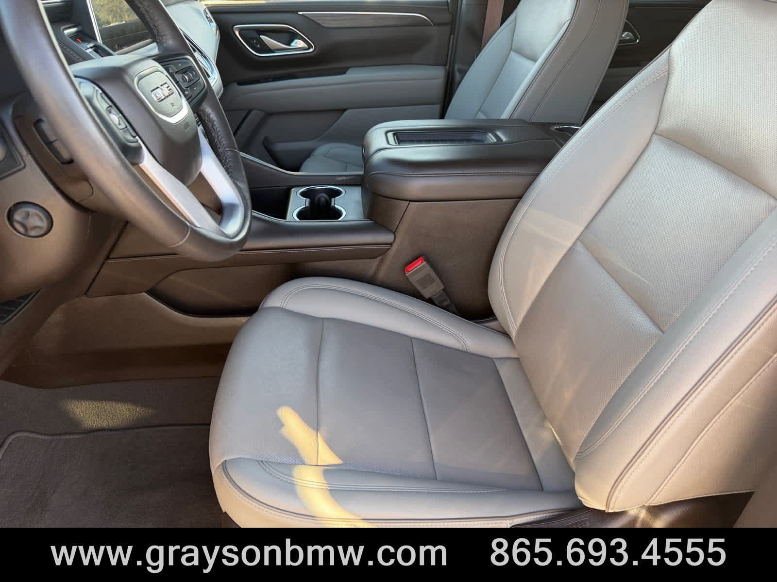 Used 2022 GMC Yukon SLT w/ SLT Premium Package AWD/4WD image 11