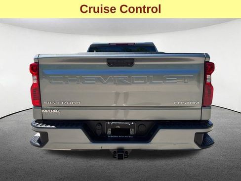 Used 2023 Chevrolet Silverado 1500 Custom AWD/4WD image 10