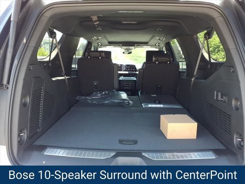 New 2026 Chevrolet Suburban Premier AWD/4WD image 25