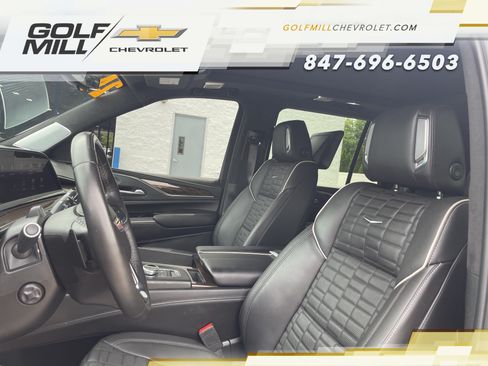 Certified 2024 Cadillac Escalade Sport Platinum w/ Heavy-Duty Trailer Package AWD/4WD image 16