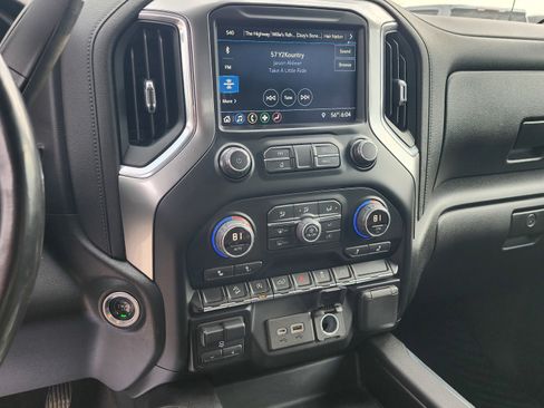 Used 2019 Chevrolet Silverado 1500 RST w/ All-Star Edition AWD/4WD image 18