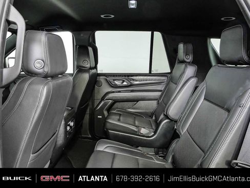Used 2023 GMC Yukon Denali AWD/4WD image 17