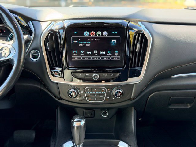 Used 2018 Chevrolet Traverse LT FWD image 23
