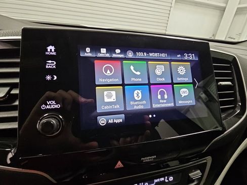 Used 2021 Honda Pilot Touring image 14
