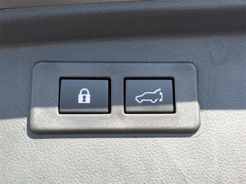 Used 2025 Subaru Outback Onyx Edition XT image 10