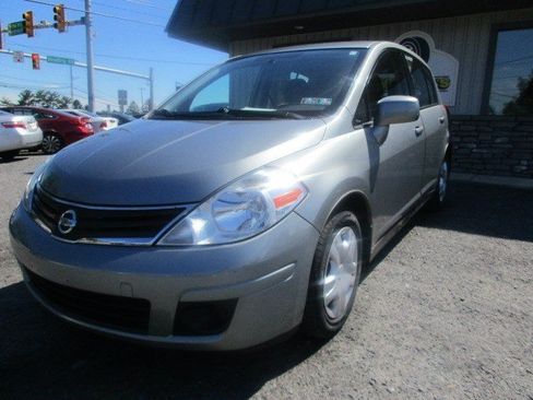 Used 2011 Nissan Versa 1.8 S w/ PWR Plus Pkg FWD image 4