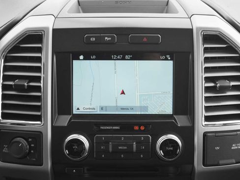 Used 2017 Ford F250 Platinum w/ Platinum Ultimate Package AWD/4WD image 11