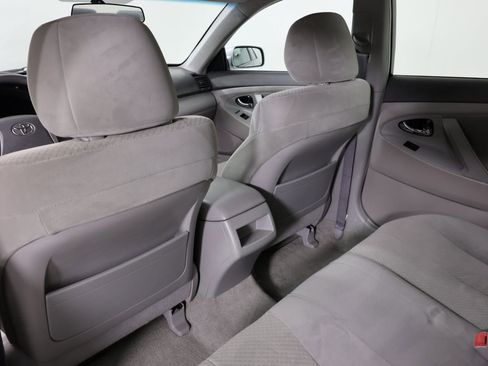 Used 2009 Toyota Camry LE image 25