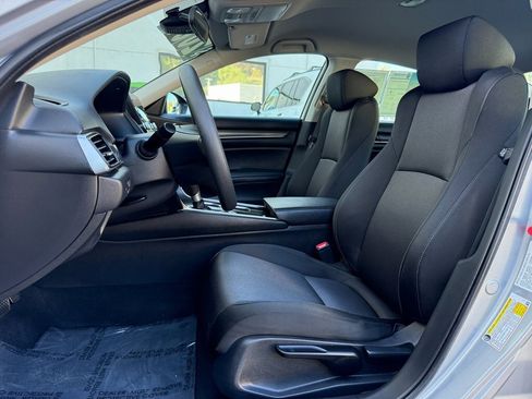 Used 2019 Honda Accord LX image 16