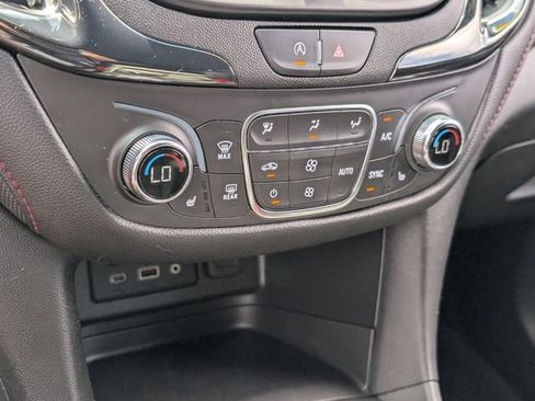 Used 2023 Chevrolet Equinox RS w/ RS Leather Package image 27