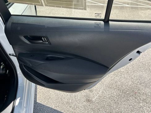 Used 2025 Toyota Corolla LE FWD image 43