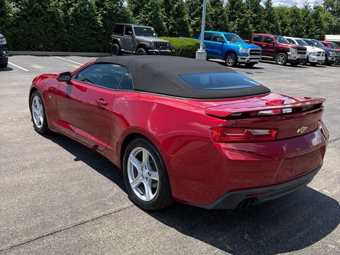 Used 2016 Chevrolet Camaro LT RWD image 3
