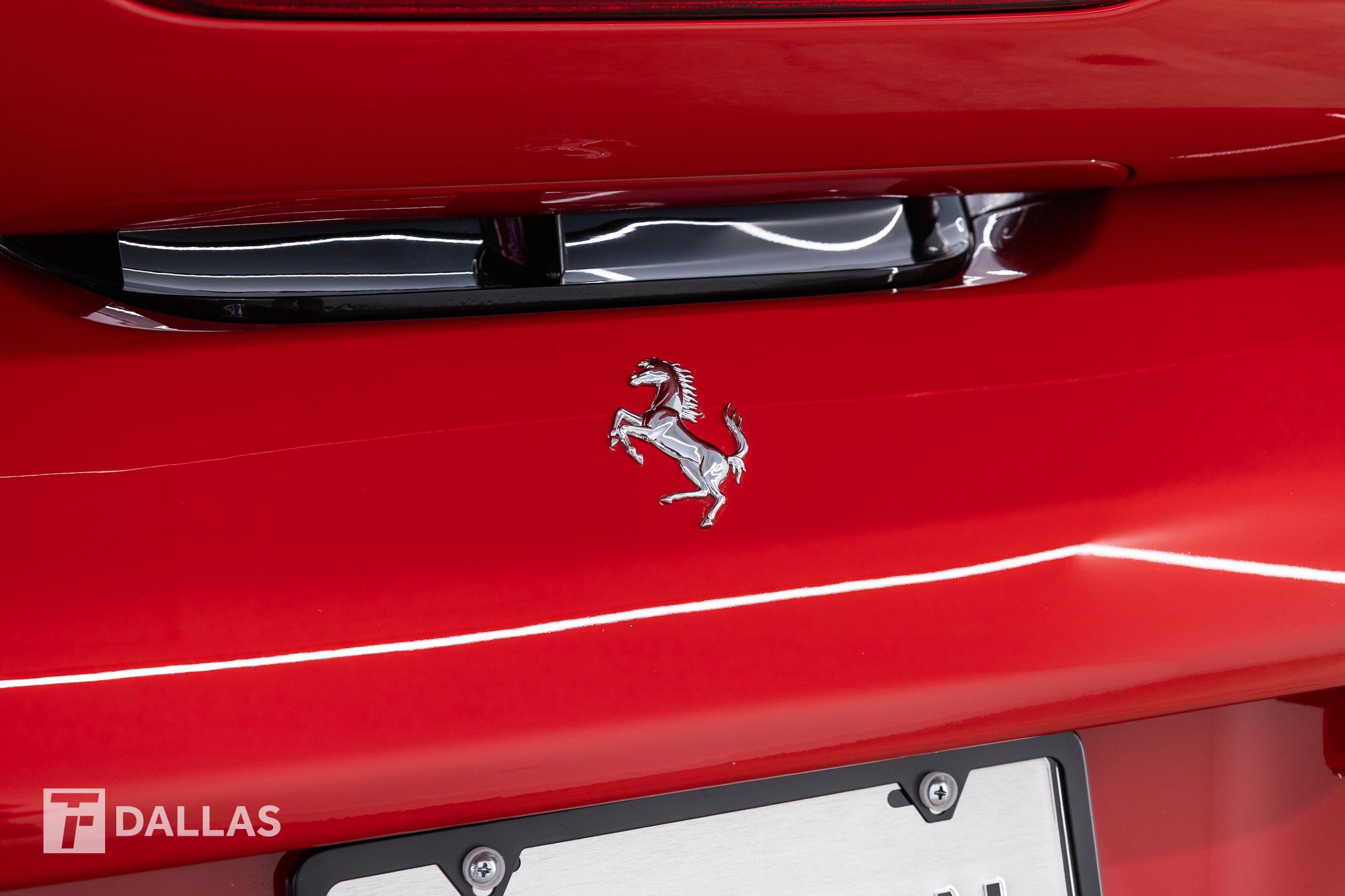Used 2020 Ferrari F8 Tributo RWD image 12