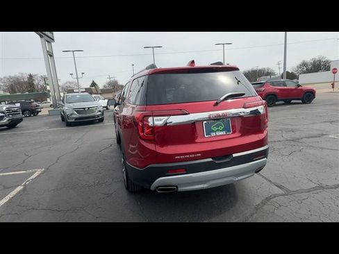 Used 2023 GMC Acadia SLE w/ Driver Convenience Package image 7