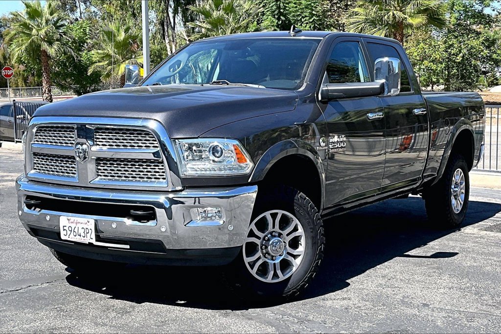 Used 2018 RAM 2500 Laramie AWD/4WD image 2