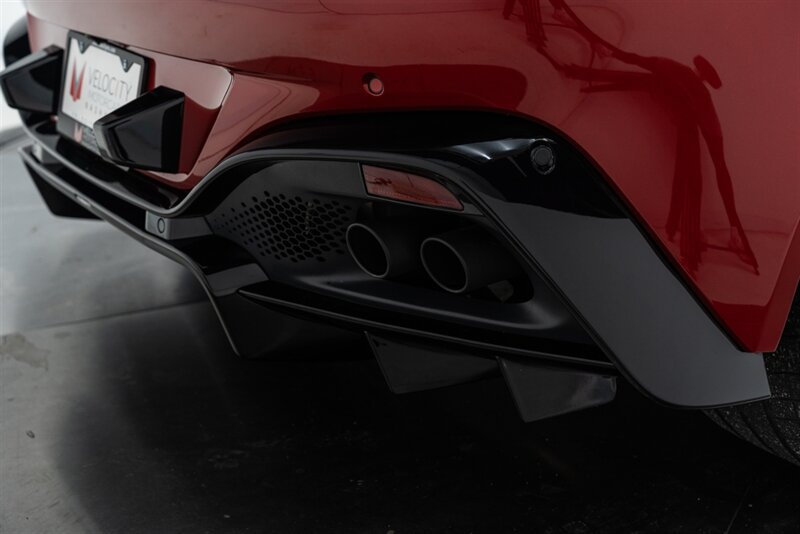 Used 2020 Aston Martin V8 Vantage Coupe RWD image 26