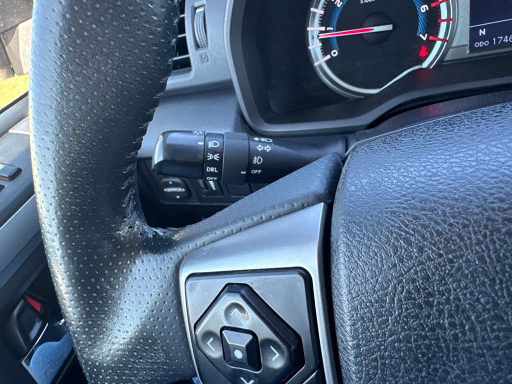 Used 2016 Toyota 4Runner SR5 AWD/4WD image 24