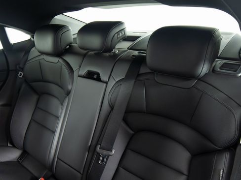 Certified 2025 Porsche Taycan 4S image 35