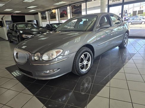 Used 2008 Buick LaCrosse CX FWD image 1