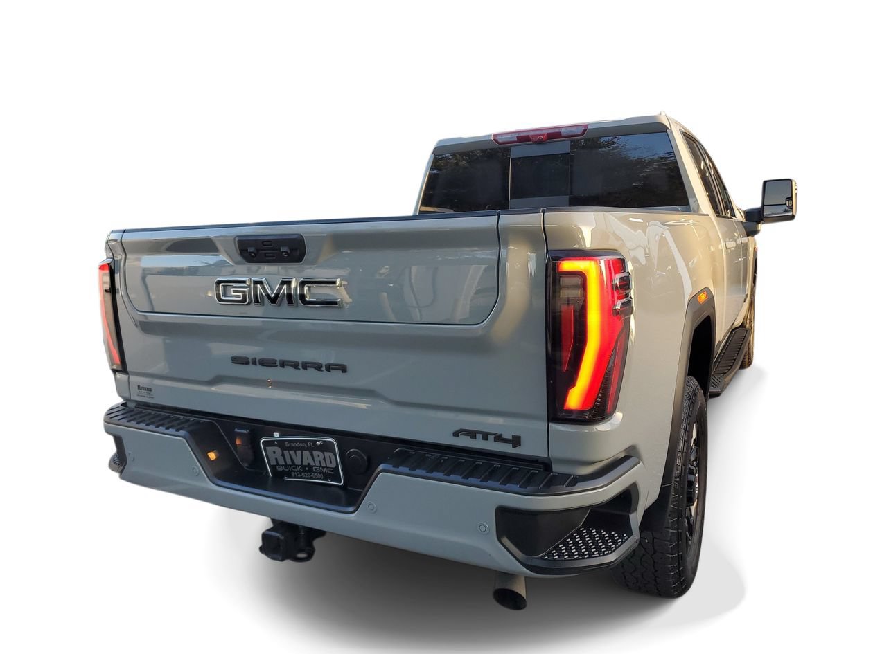 Used 2025 GMC Sierra 2500 AT4 w/ AT4 Premium Plus Package AWD/4WD image 4