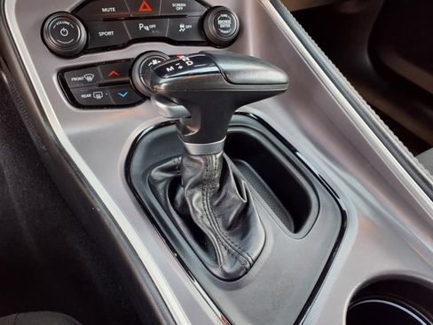 Used 2022 Dodge Challenger GT RWD image 28