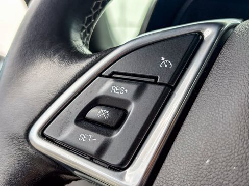Certified 2021 Chevrolet Camaro LS RWD image 22