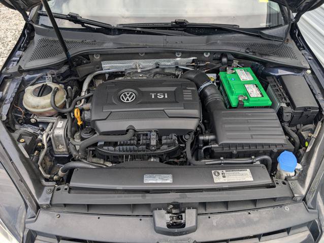 Used 2017 Volkswagen Golf SportWagen FWD image 19