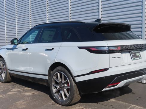 New 2025 Land Rover Range Rover Velar Dynamic SE image 2
