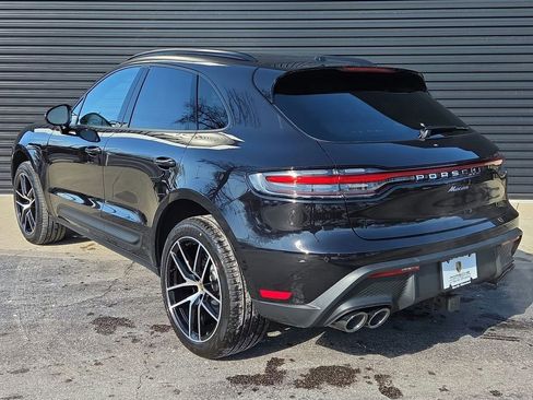 New 2026 Porsche Macan image 3