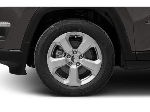 Certified 2019 Jeep Compass Limited w/ Safety & Security Group image 11