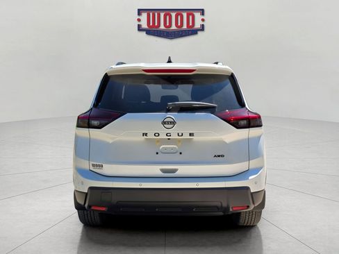 New 2026 Nissan Rogue SV AWD/4WD image 3
