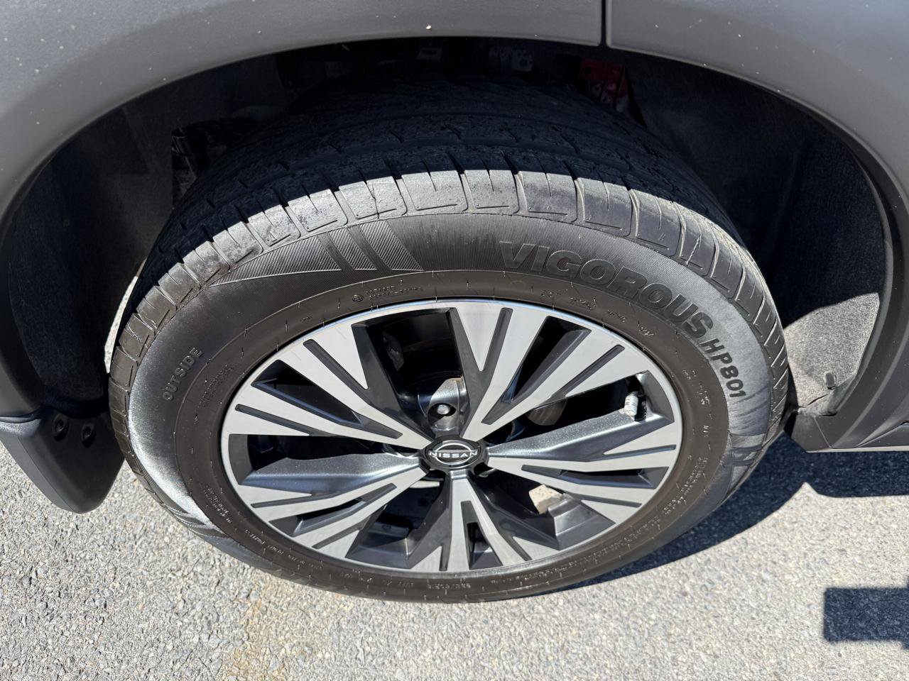 Used 2022 Nissan Rogue SV w/ SV Premium Package FWD image 45